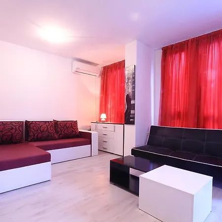 Red Zebra Apartments Apartment *