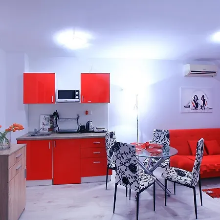 Apartment Red Zebra Apartments *