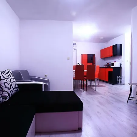 Red Zebra Apartments Balchik